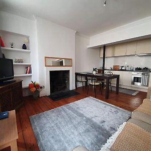 Lovely 2 Bedroom Flat In The Heart Of The City