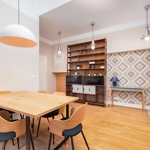 Appartement de Luxe à 1 Chambre à Coucher