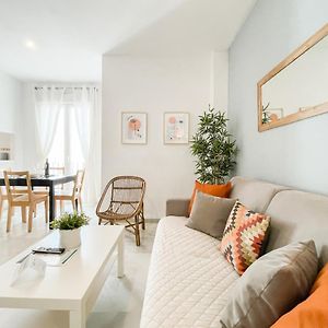 Appartement Mansardé à 2 Chambres à Coucher