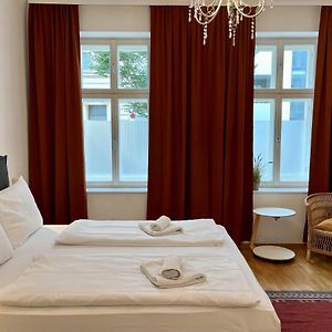 Appartement à 3 Chambres à Coucher