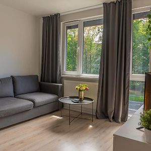 Batorego 18 - White - 450M Stacja Metra Pola Mokotowskie, 800M Biblioteka Narodowa, 20M Piekny Park Pola Mokotowskie, 800M Do Sgh - Wifi - Smart Tv - Good Apartments