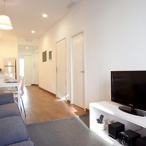 Appartement à 3 Chambres à Coucher