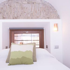 Spanish Steps Mini-Loft