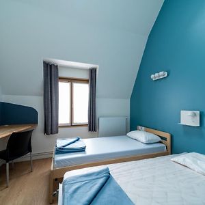 Chambre Juste Pour Hommes Dortoir
