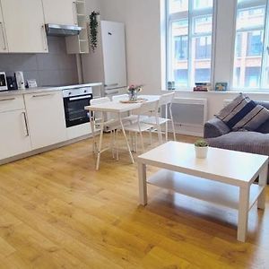 Appartement à 3 Chambres à Coucher
