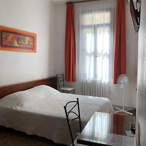Chambre Supérieure Lit King-Size