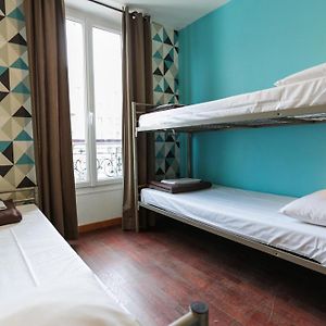 Chambre Juste Pour Femmes Dortoir