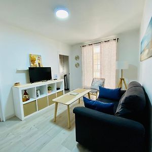 Appartement à 3 Chambres à Coucher
