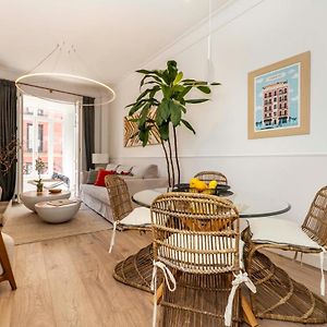 Appartement à 2 Chambres à Coucher