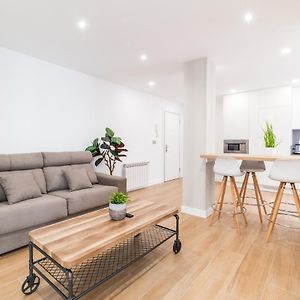 Trendy And Bright Apartment