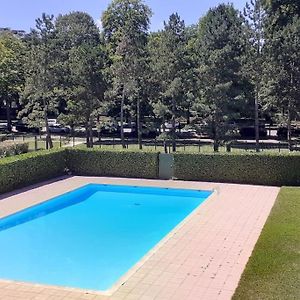 Appt haut de gamme sur les allées du Parc