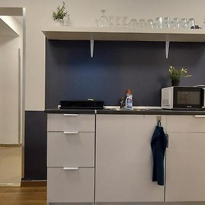 K21 Party Apartment Hotel With Inhouse Ruin Pub