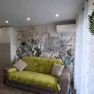 Charmant Studio Sète cosy Refait à neuf Parking Plage à pied