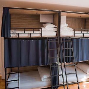 Dormitory Room Mixed