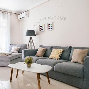 Appartement à 3 Chambres à Coucher