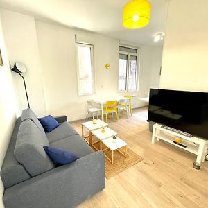 Appartement à 2 Chambres à Coucher