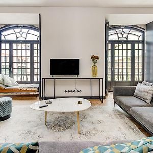 Appartement à 3 Chambres à Coucher