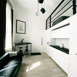 B&W Apartment