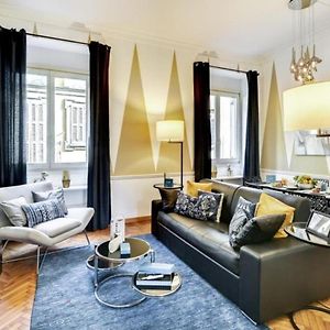 Appartement à 2 Chambres à Coucher