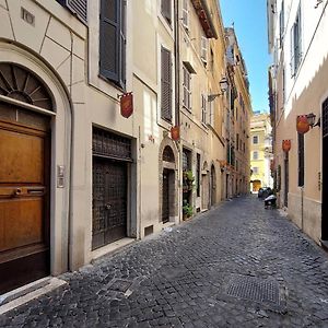 Vicolo Cellini By Halldis