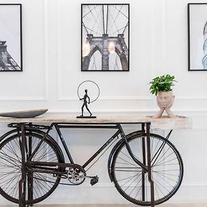 Appartement à 3 Chambres à Coucher