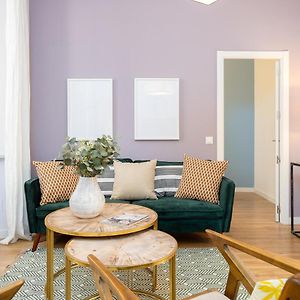 Appartement à 3 Chambres à Coucher