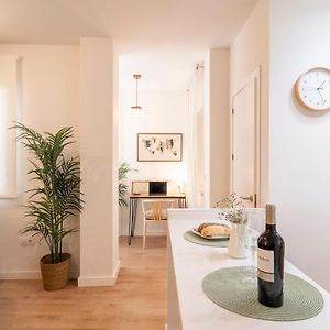Appartement à 3 Chambres à Coucher