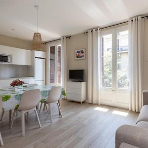 Aparteasy - Family 4-Bedroom Apartment