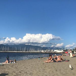 Heart Of Kitsilano Area,5 Mins Walk To Kits Beach,No Share With Other People Stay