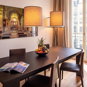 Appartement à 2 Chambres à Coucher