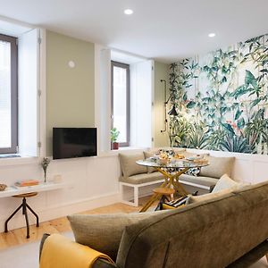 Away To Enjoy Apartment - Hapiness Has A Place