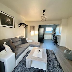 Appartement à 3 Chambres à Coucher