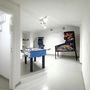 Game House In The Center