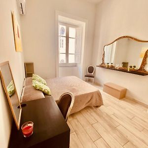 Appartement à 3 Chambres à Coucher