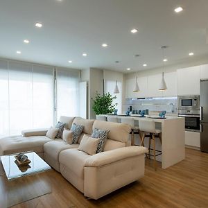 Guni Suites Jardines