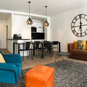 Appartement à 2 Chambres à Coucher