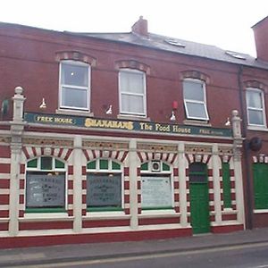 Shanahans B&B With Sports Bar