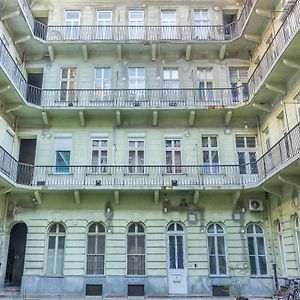 King93 Apartment In Central Budapest.