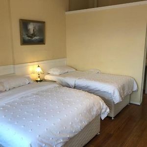 Chambre Familiale