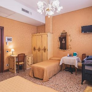 Chambre Triple Confort