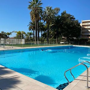 Appartement Juan-Les-Pins, 4 pieces, 80m2, Residence Luxe Piscine Tennis