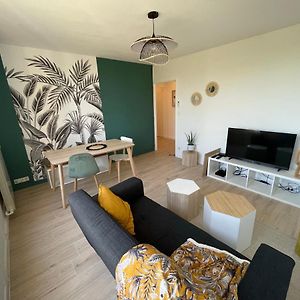 Appartement à 3 Chambres à Coucher