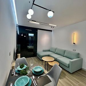 Deluxe apartment bllok