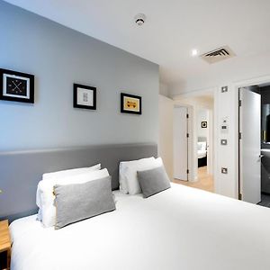 Appartement à 2 Chambres à Coucher