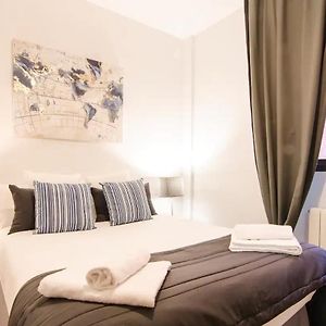 Bright & Spacious- City Center- 2Rooms-2Bathrooms