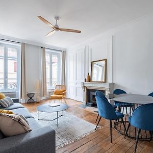 Appartement à 2 Chambres à Coucher