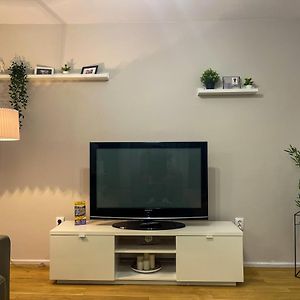 Appartement à 2 Chambres à Coucher