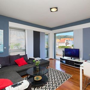 The Monroe - Stylish 2 Bd Apartment In Villa Orsan