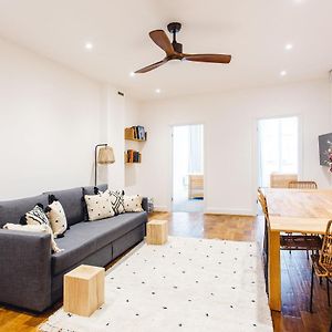Appartement à 2 Chambres à Coucher