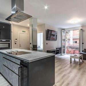 Appartement à 3 Chambres à Coucher
